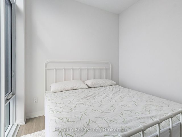 GPH23 - 28 Widmer St