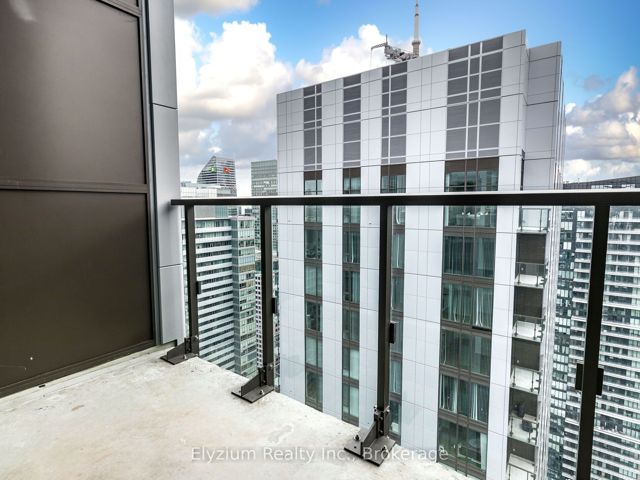 GPH23 - 28 Widmer St
