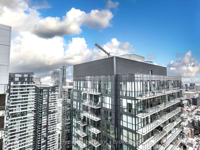 GPH23 - 28 Widmer St