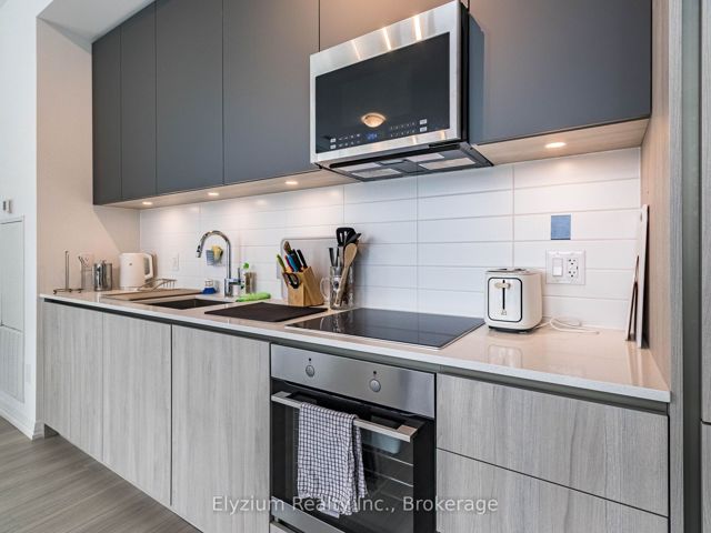 GPH23 - 28 Widmer St