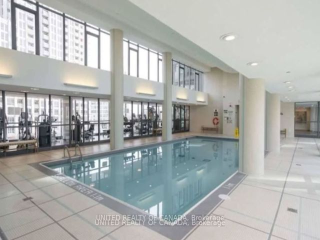 3111 - 215 Fort York Blvd