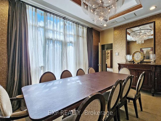 1105 - 155 Beecroft Rd