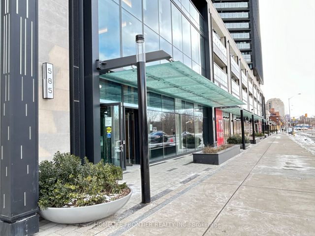 2219 - 585 Bloor St E