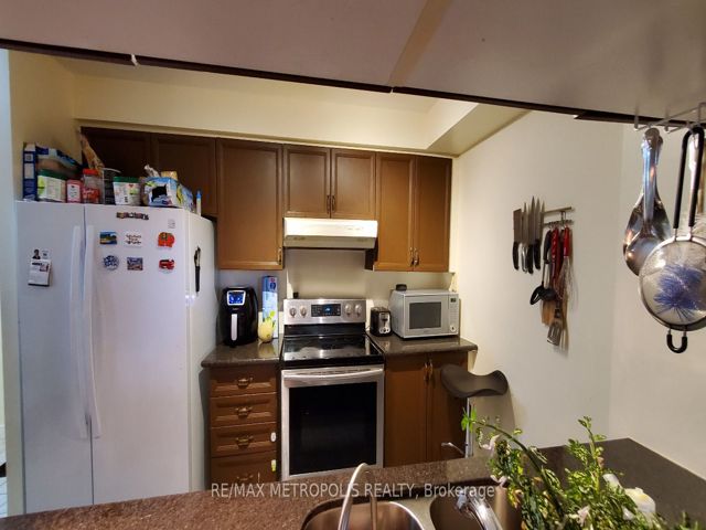 1117 - 1700 Eglinton Ave E