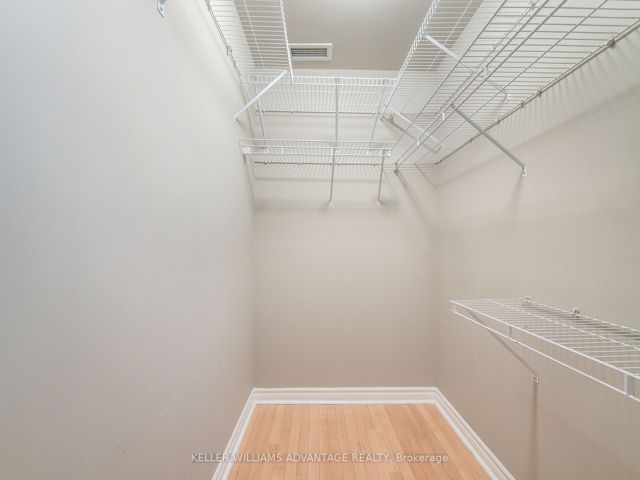 UPH3 - 410 Queens Quay W
