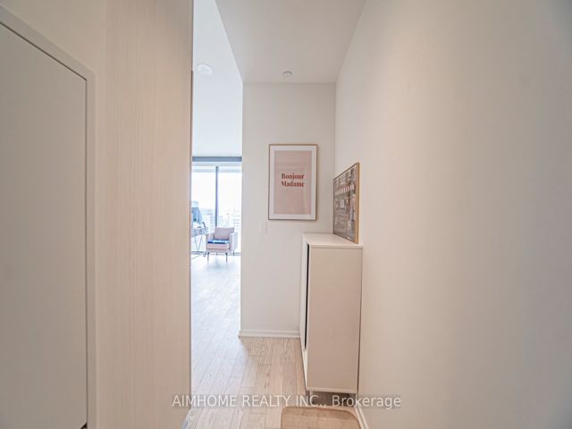 1210 - 16 Bonnycastle St
