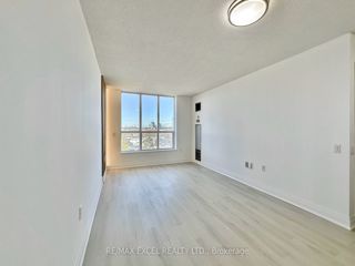 708 - 21 Overlea Blvd