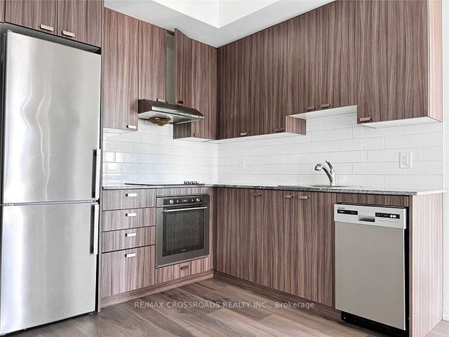 1405 - 50 Ann O'reilly Rd