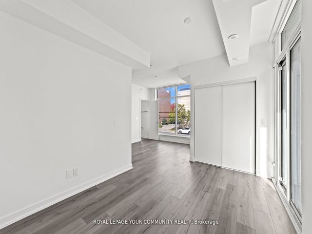 2nd - 11-851 Sheppard Ave W