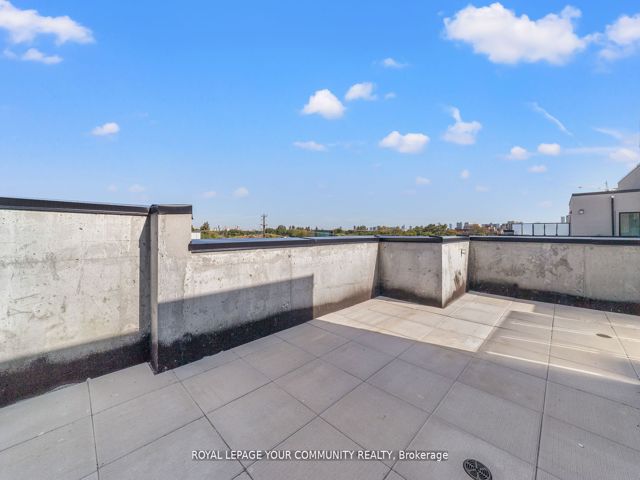 2nd - 11-851 Sheppard Ave W
