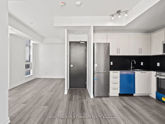 2nd - 11-851 Sheppard Ave W