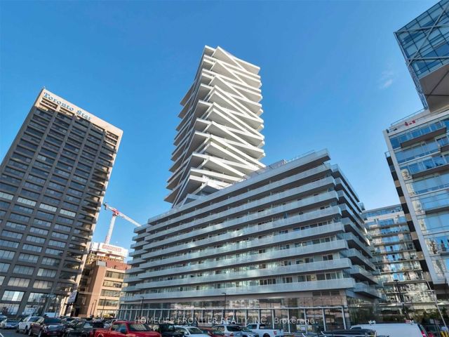1302 - 15 Queens Quay E