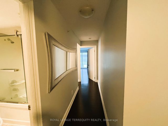 E318 - 555 Wilson Ave