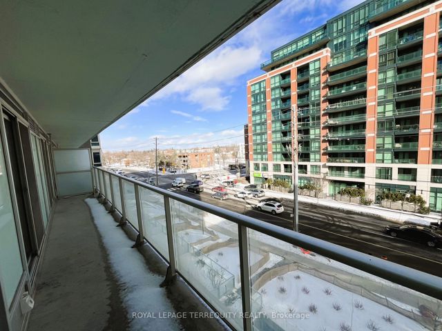 E318 - 555 Wilson Ave