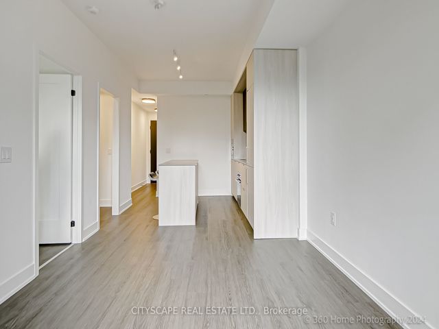 610 - 123 Portland St