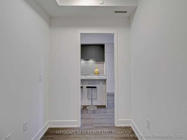610 - 123 Portland St