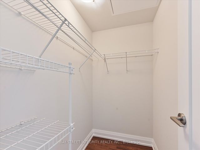 1507 - 2 Anndale Dr