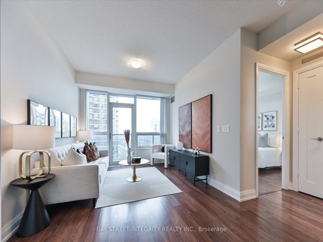1507 - 2 Anndale Dr