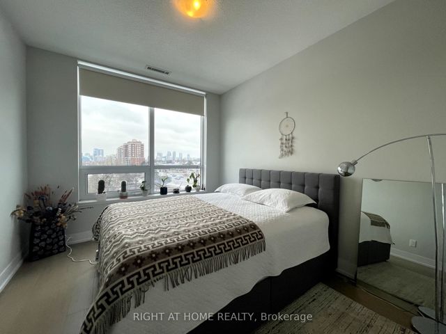 613 - 7 Kenaston Ave