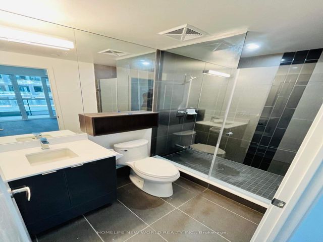 359 SW - 121 Lower Sherbourne St