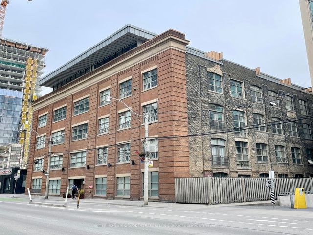 302 - 383 Adelaide St E