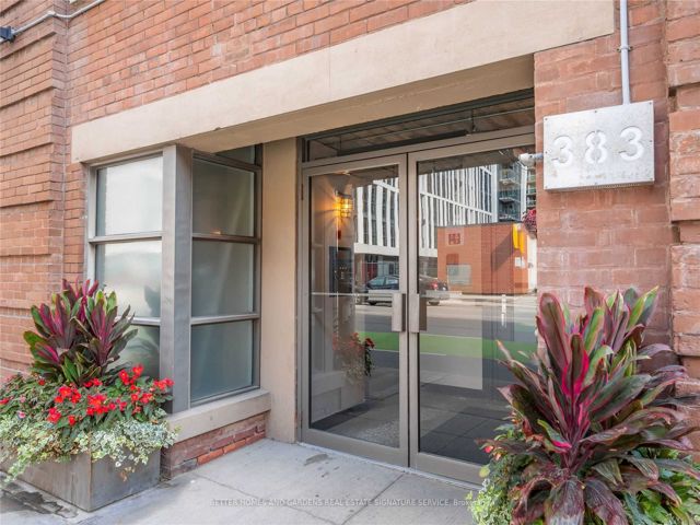 302 - 383 Adelaide St E