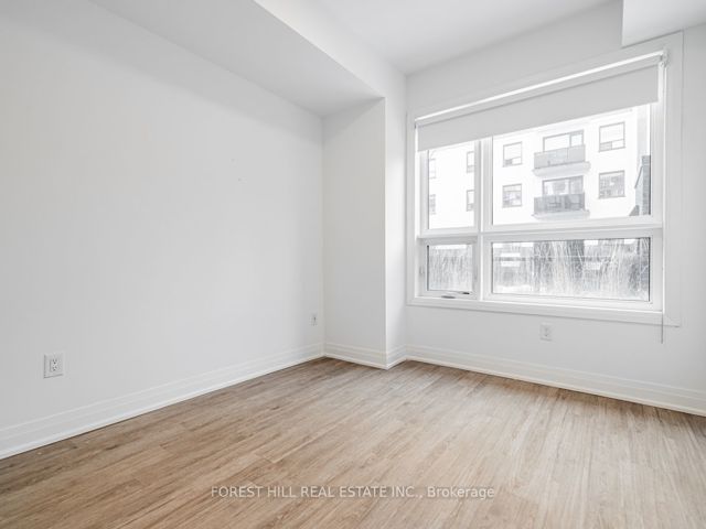 17 - 15 Brenthall Ave