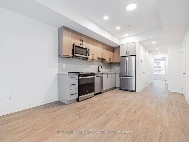 17 - 15 Brenthall Ave