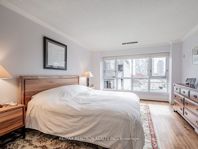 613 - 55 Lombard St