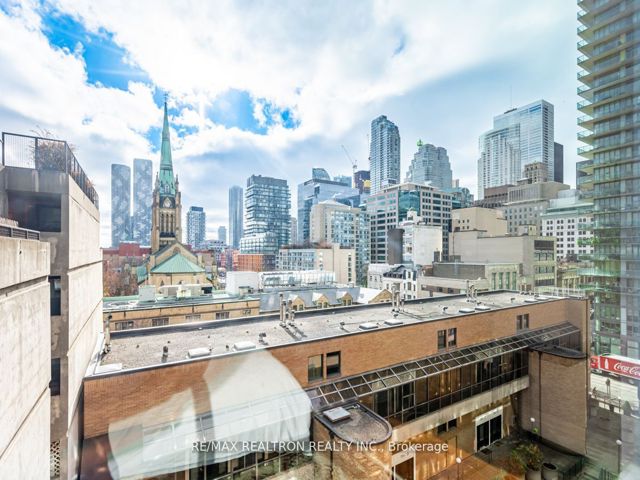 613 - 55 Lombard St