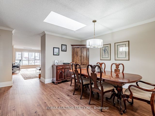 613 - 55 Lombard St