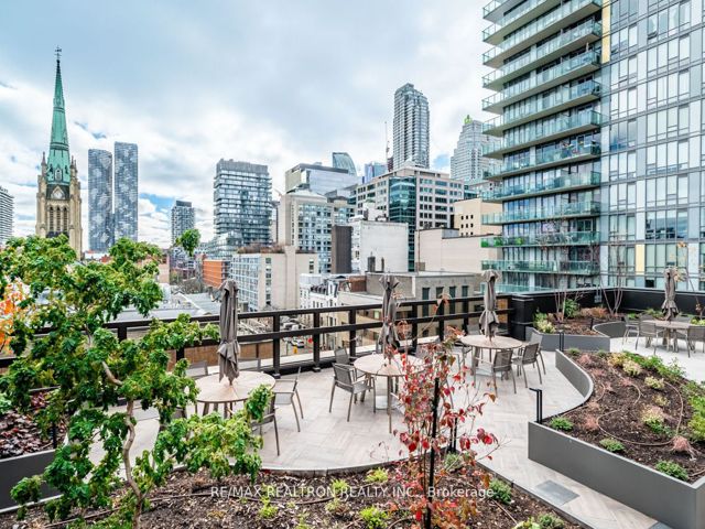 613 - 55 Lombard St