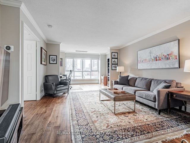 613 - 55 Lombard St