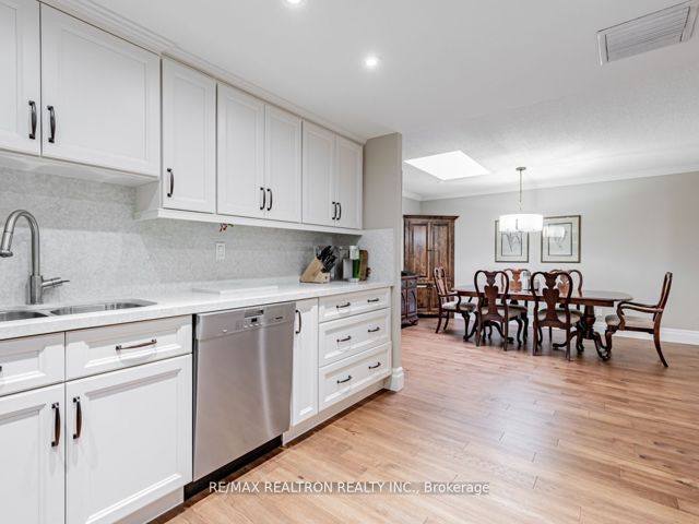 613 - 55 Lombard St
