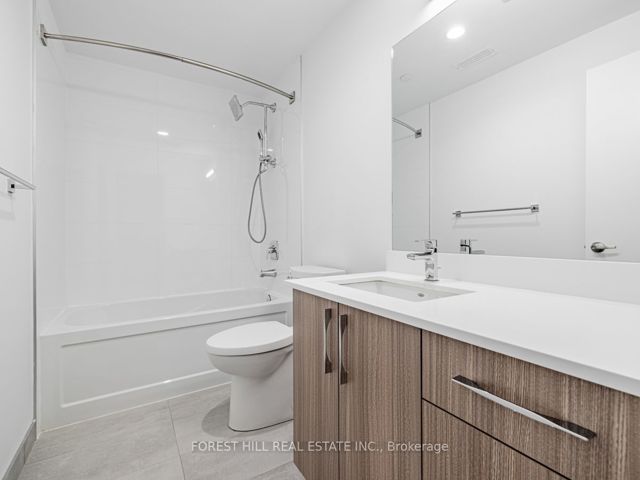19 - 15 Brenthall Ave