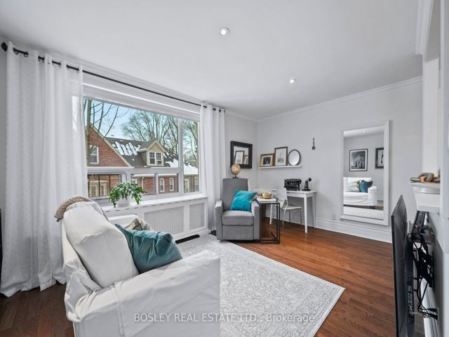 206 - 2550 Bathurst St