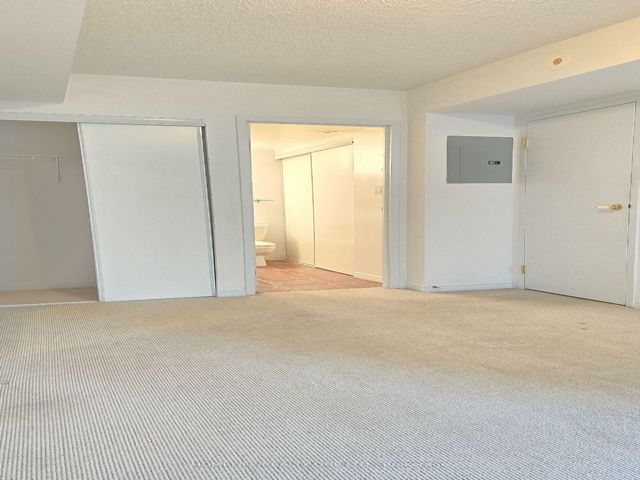1212 - 21 Pirandello St E