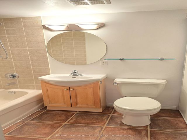 1212 - 21 Pirandello St E