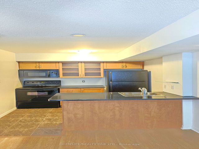1212 - 21 Pirandello St E