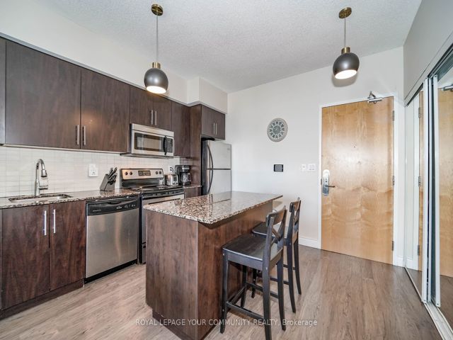 4302 - 55 Bremner Blvd