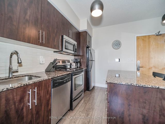 4302 - 55 Bremner Blvd