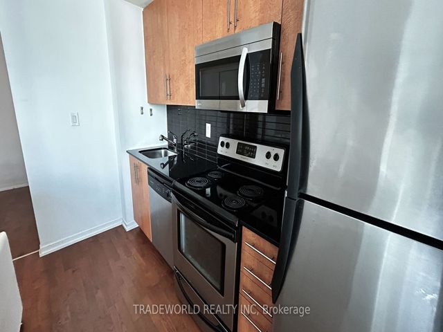 2607 - 65 Bremner Blvd
