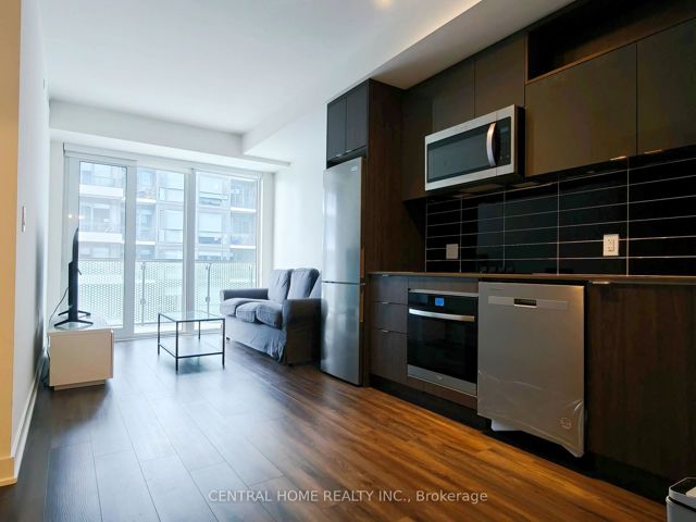 1619 - 60 Princess St