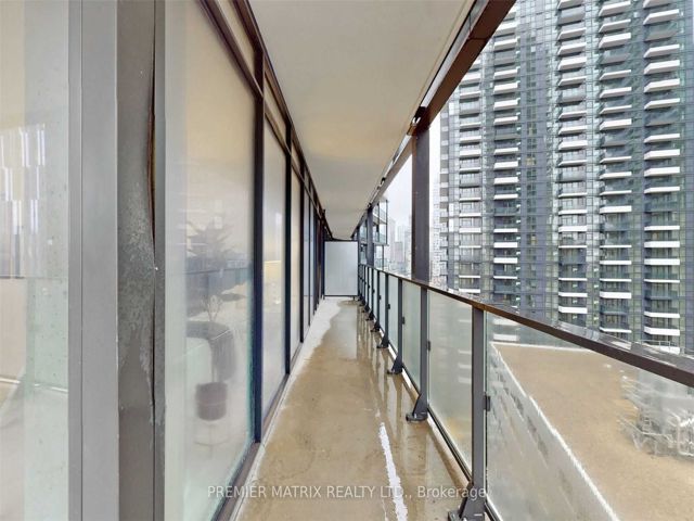 1401 - 125 Peter St