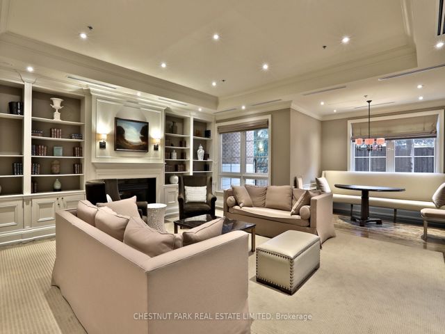 207 - 20 Burkebrook Pl
