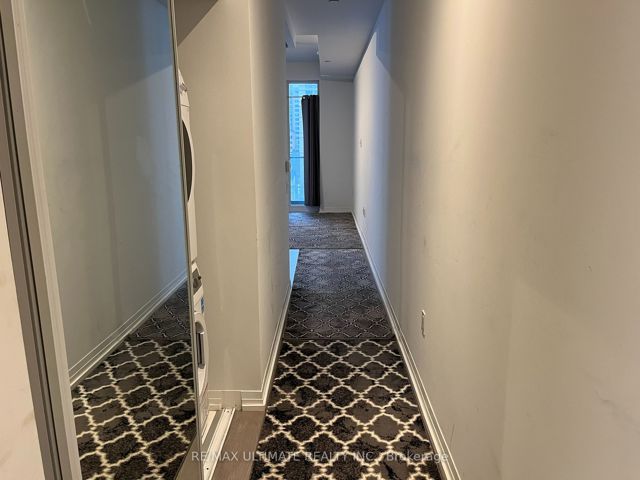420 - 251 Jarvis St