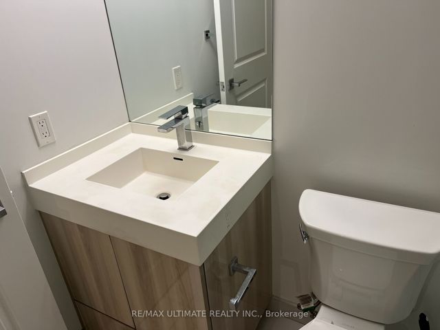 420 - 251 Jarvis St