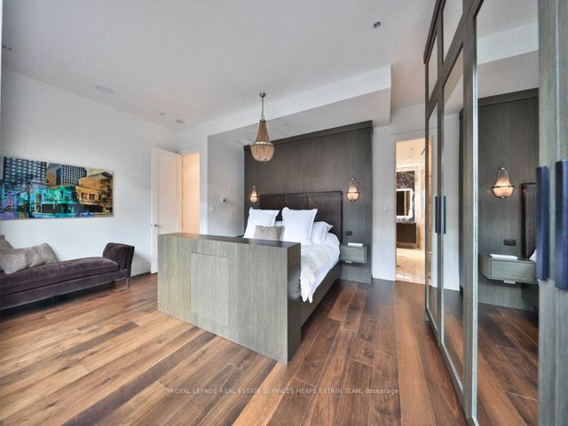 3D - 36 Hazelton Ave