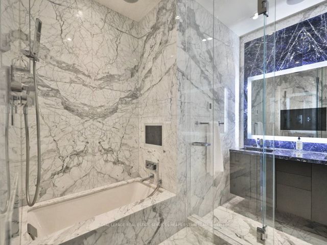 3D - 36 Hazelton Ave