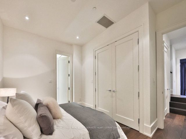 3D - 36 Hazelton Ave